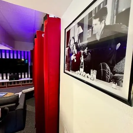 Experience Cinema Immersif Dans Pres De Montmartre Apartment Paris