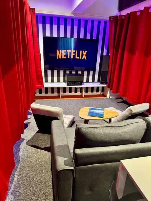 Experience Cinema Immersif Dans Renove Pres De Montmartre Appartamento Parigi